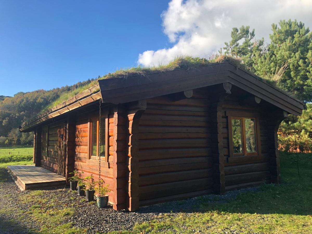 Log Home Village Ълвърстън Екстериор снимка