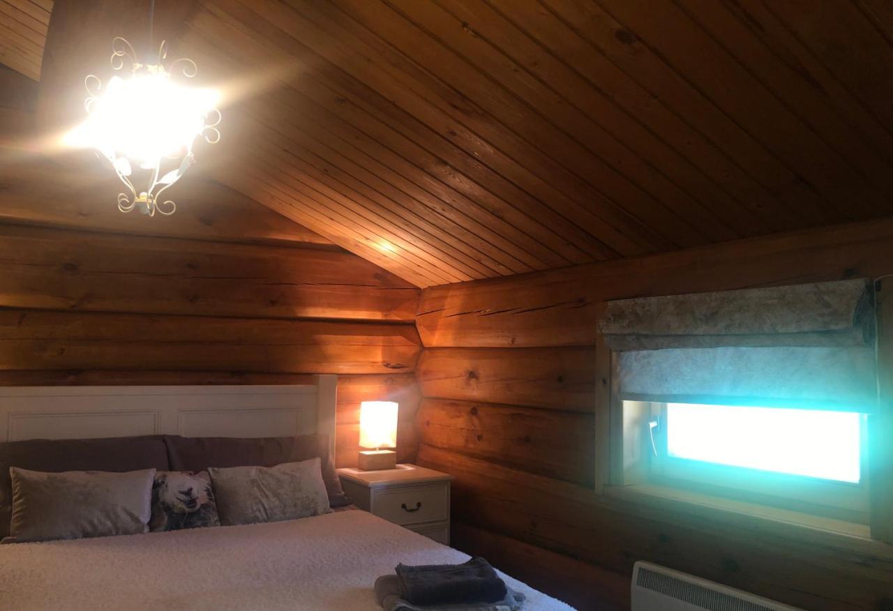 Log Home Village Ълвърстън Екстериор снимка