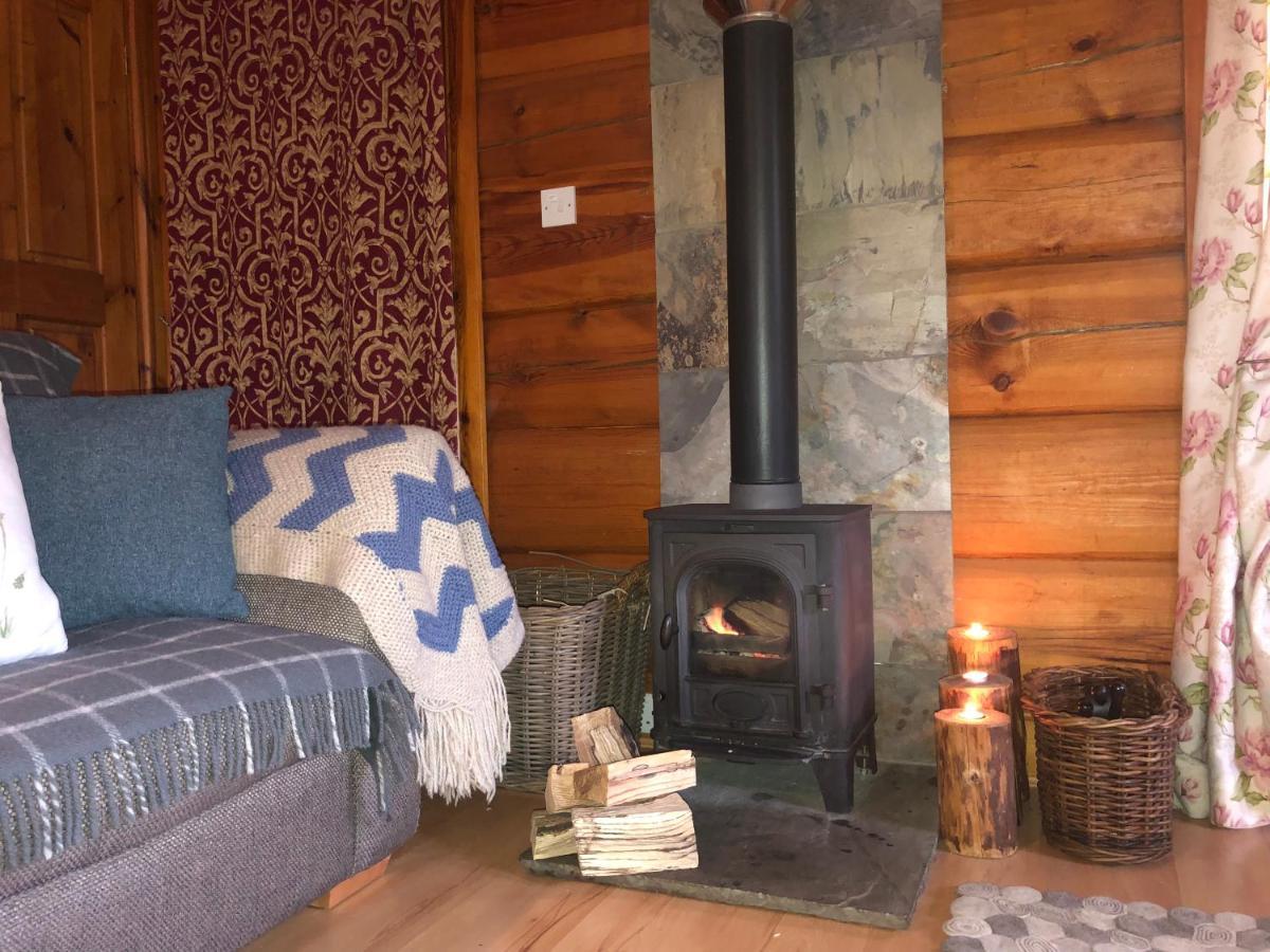 Log Home Village Ълвърстън Екстериор снимка