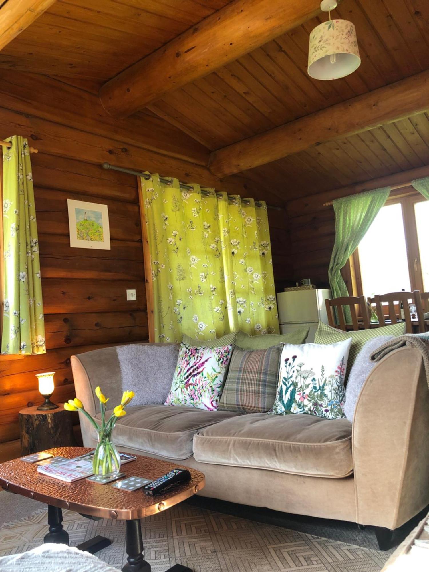 Log Home Village Ълвърстън Екстериор снимка